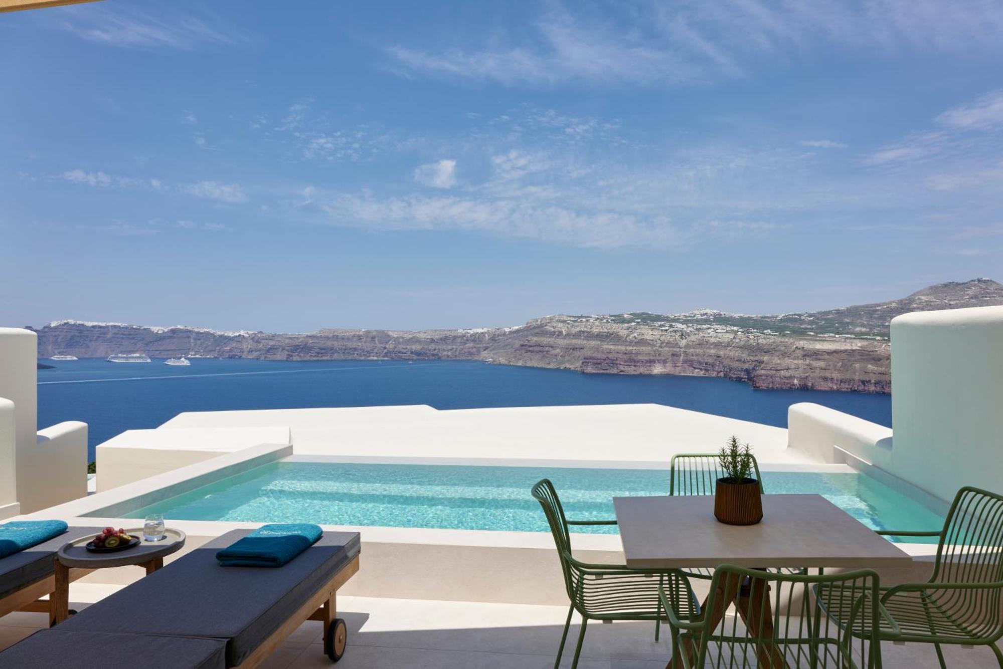 Apanemo & Hotel Akrotírion